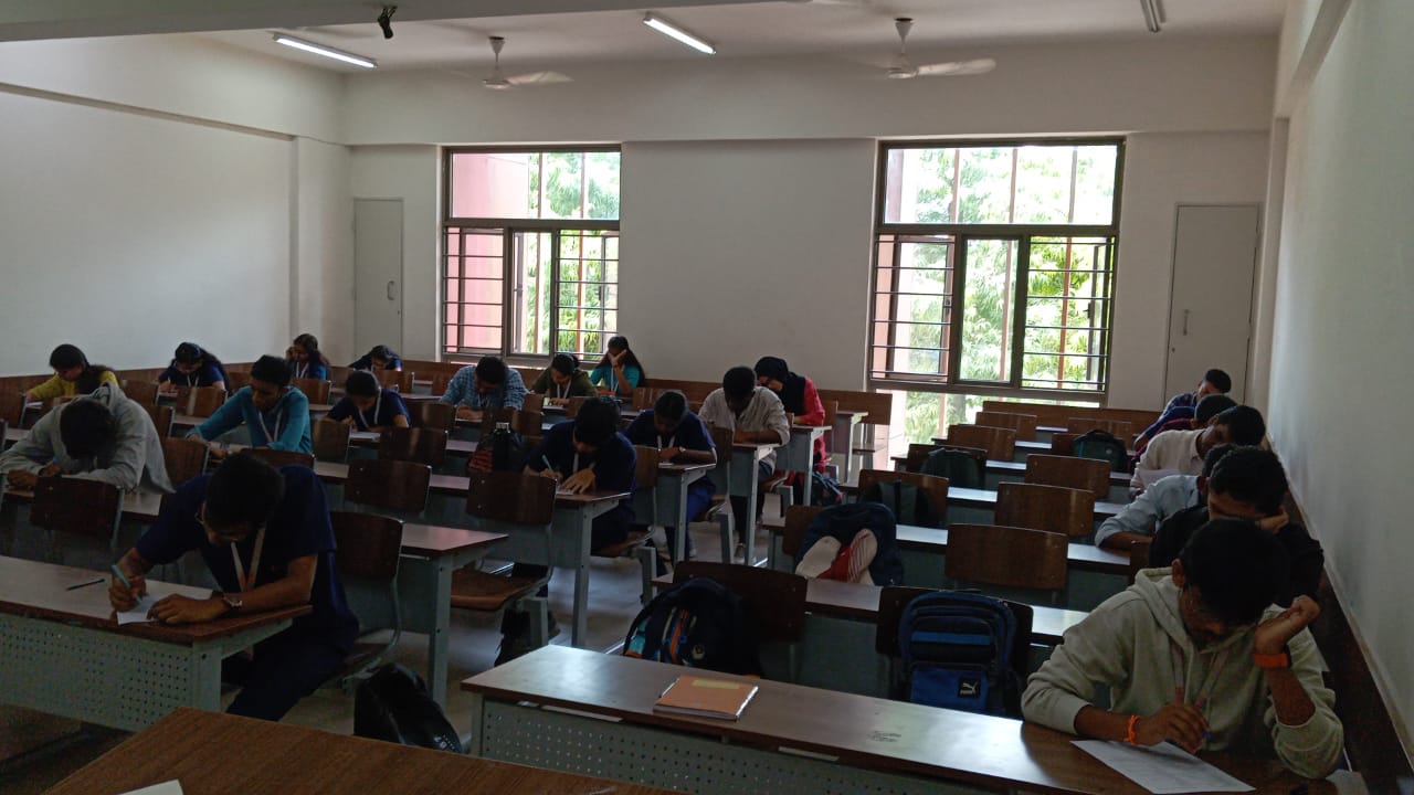 Physics quiz competition
