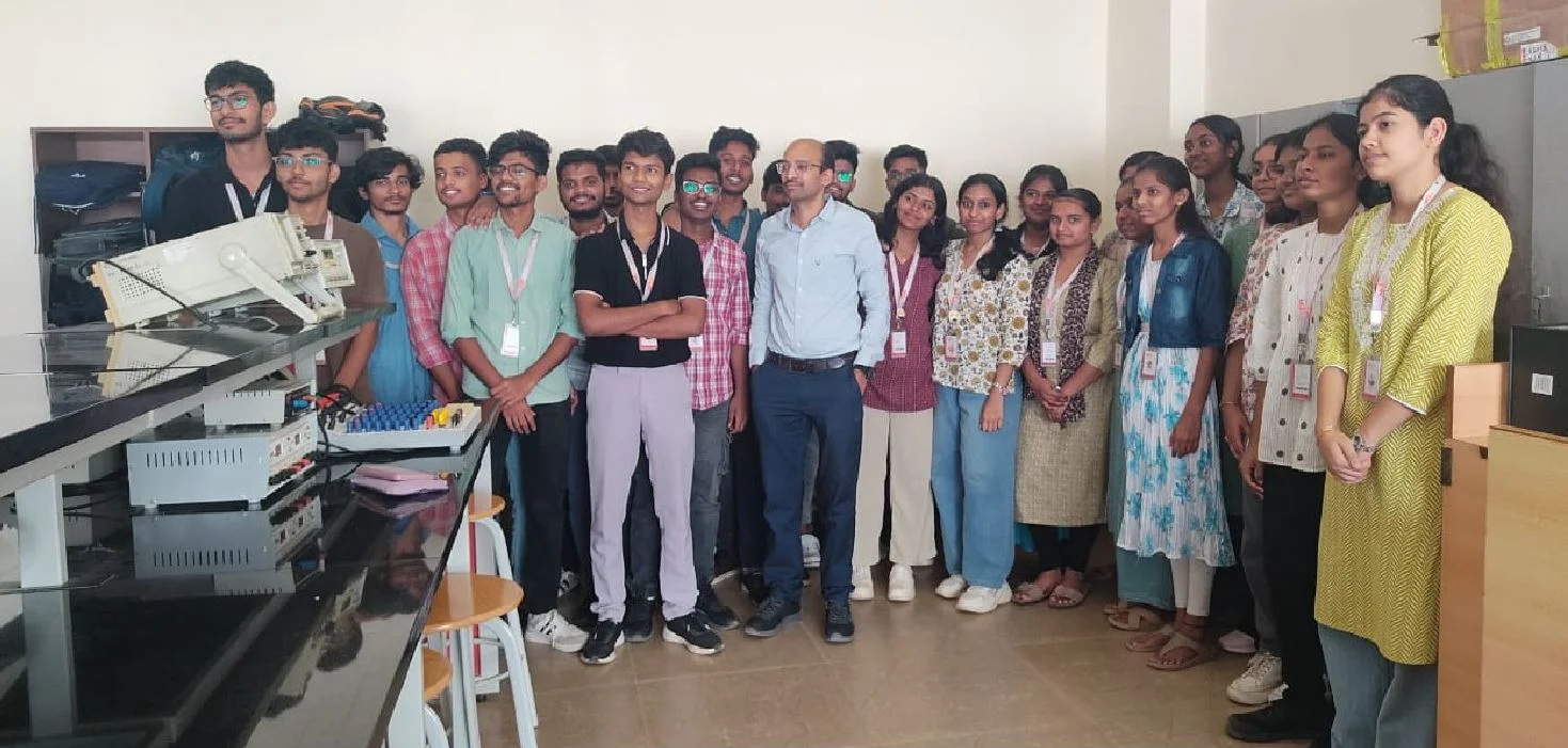 Club Activity on “Analog Mastery Challenge”